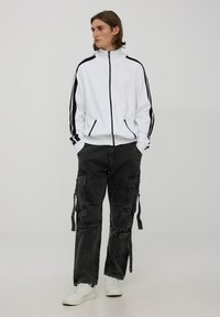 Terranova CON BANDE - Felpa con zip - bianco ottico