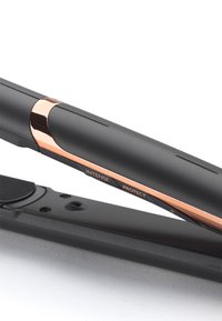 Plancha de pelo negra y oro rosa con etiqueta "Intense Protect" y botón de encendido, mostrada parcialmente abierta sobre fondo blanco.