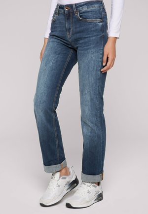 Vaqueros rectos - authentic blue