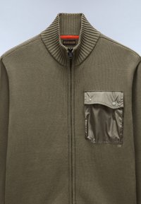 Napapijri Cardigan - tea leaf ga