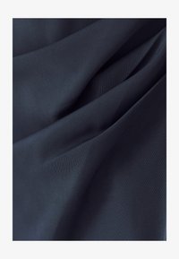 Valgt, midnight blue