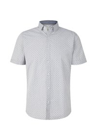 Camicia a maniche corte con bottone di colore grigio chiaro, caratterizzata da un motivo geometrico di quadrati blu scuro e rossi, dotata di colletto a punta e orlo dritto.