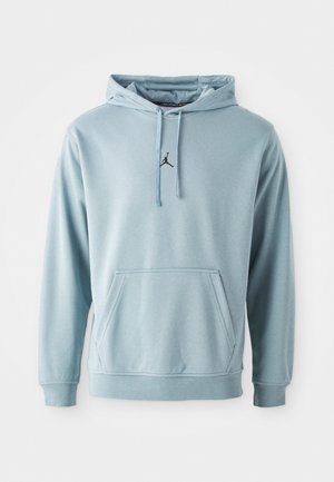 Lichtblauwe hoodie gemaakt van zachte stof, voorzien van een voorzak, geribde manchetten en een klein zwart logo op de borst.