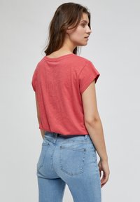 Minus MILETI TEE - Pamata T-krekls - pink lemonade