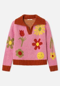 Knitted sweater in pink with a ribbed brown collar. Features various floral patterns in red, yellow, and green. Soft, textured finish.