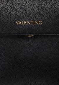 Valentino Bags SUPERMAN - Malý batoh  - nero