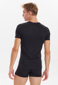 JBS V-NECK 2 PACK - Tílko - black