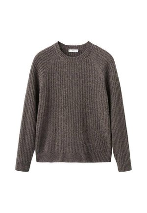 Brązowy prążkowany sweter z okrągłym dekoltem, długimi rękawami i luźnym krojem. Całość zdobi fakturowany wzór dzianinowy.