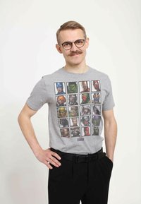 Marvel MARVEL OTHER ALL CHARACTERS UNISEX - Triko s potiskem - melange grey