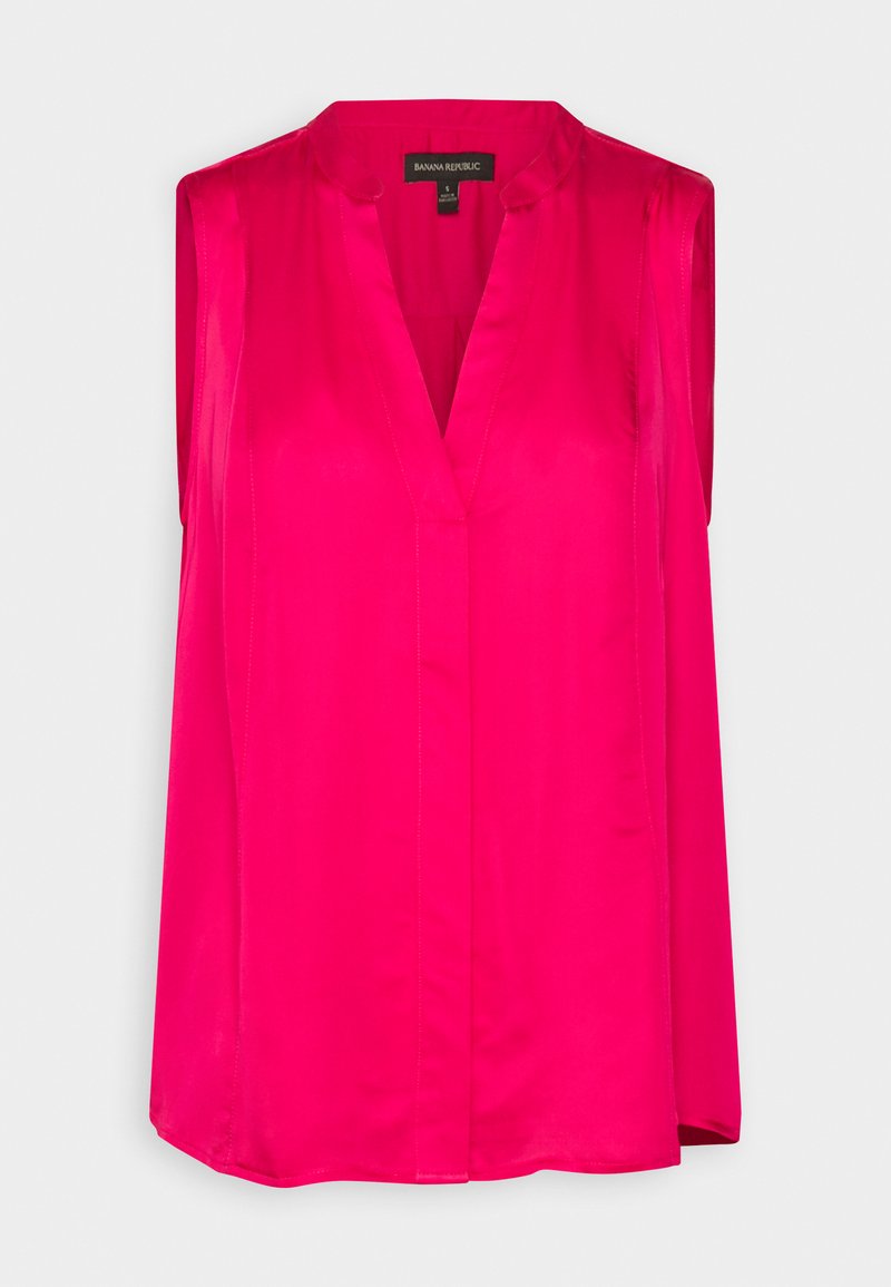 banana republic happy hour