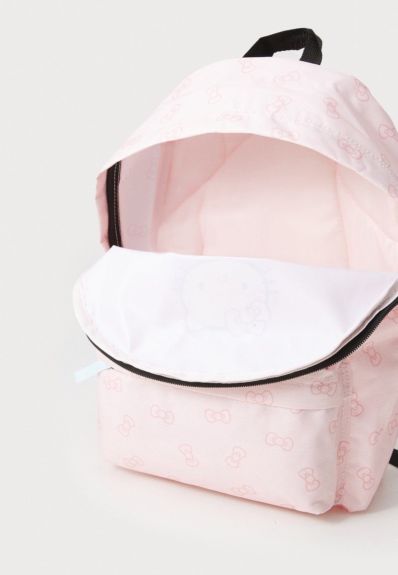 Karactermania Sanrio Hello Kitty Playful-Borsa Porta Merenda 3D, Rosa, 26 x 20 cm