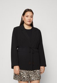 Vero Moda Curve - VMWAVE BELT - Blazer - black Miniatyrbilde 1