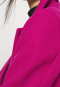 Vero Moda Abrigo clásico - pink