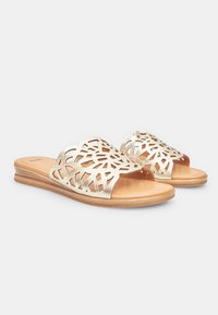 Bata Natikače - oro