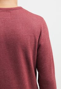 Jack & Jones Mikina - mottled red