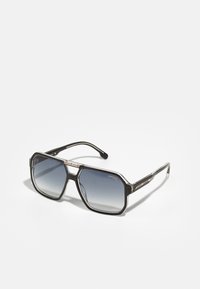 Ochelari de soare negri hexagonali cu lentile gradient. Accente din metal roșu și argintiu pe ramă. Design elegant cu o finisare lucioasă.