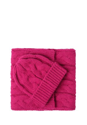SET - Scarf - cranberry rose
