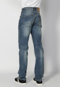 Koroshi Džínsy s rovným strihom - azul cl   light blue