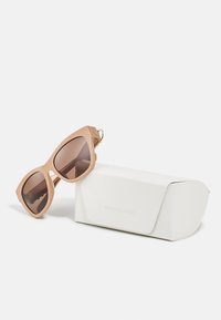 Michael Kors EMPIRE SQUARE - Saulesbrilles - camel solid