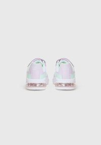 Sneakers med et pastell lilla og mint design, med en gjennomsiktig boble såle og teksturert overdel, samt en polstret krage for komfort.