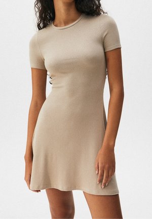 Vestido de punto - beige