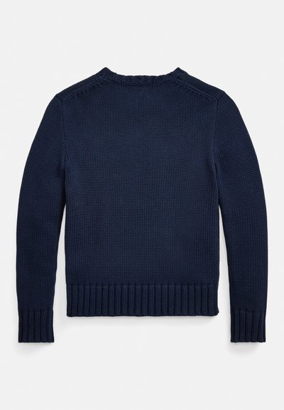 Μπλε ναυτικό, μακρυμάνικο πλεκτό πουλόβερ με ριμπ μανσέτες, τελείωμα και στρογγυλή λαιμόκοψη, εμφανιζόμενο από πίσω σε λευκό φόντο.
