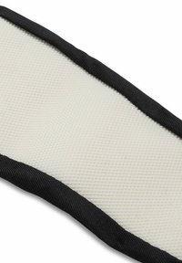Materiale bianco testurizzato con bordi neri, caratterizzato da un motivo a griglia. La forma è rettangolare, progettata per applicazioni di comfort e supporto.