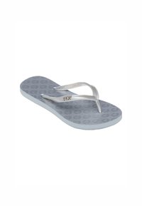 Grå flip-flop med en struktureret fodseng, slanke sølvremme og et logo-accent. Sålen er lidt tykkere, hvilket giver polstring.