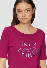 s.Oliver - T-shirt z nadrukiem