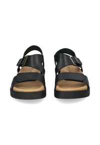 Zwarte leren sandalen met twee verstelbare banden, een gebogen zool en een cushioned voetbed. Eenvoudig ontwerp met minimale hardware accenten.
