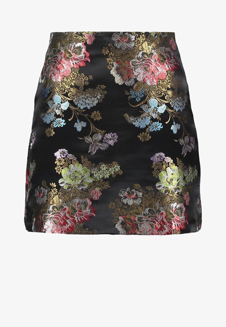 Svart satin kjol med ett blommönster i guld, röd, blå och grön. Slät textur med intrikata broderidetaljer genomgående.