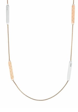 Collier chaîne en or avec quatre pendentifs métalliques ovales allongés, deux en argent gravés de "JOOP!" et deux en or rose gravés de motifs floraux.