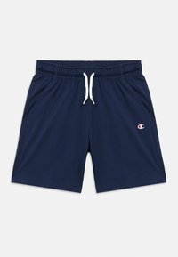 Σορτς σε ναυτικό μπλε από βαμβακερό μείγμα με ελαστική μέση, λευκό κορδόνι, δύο πλαϊνές τσέπες και μικρό κεντητό λογότυπο στο αριστερό πόδι.