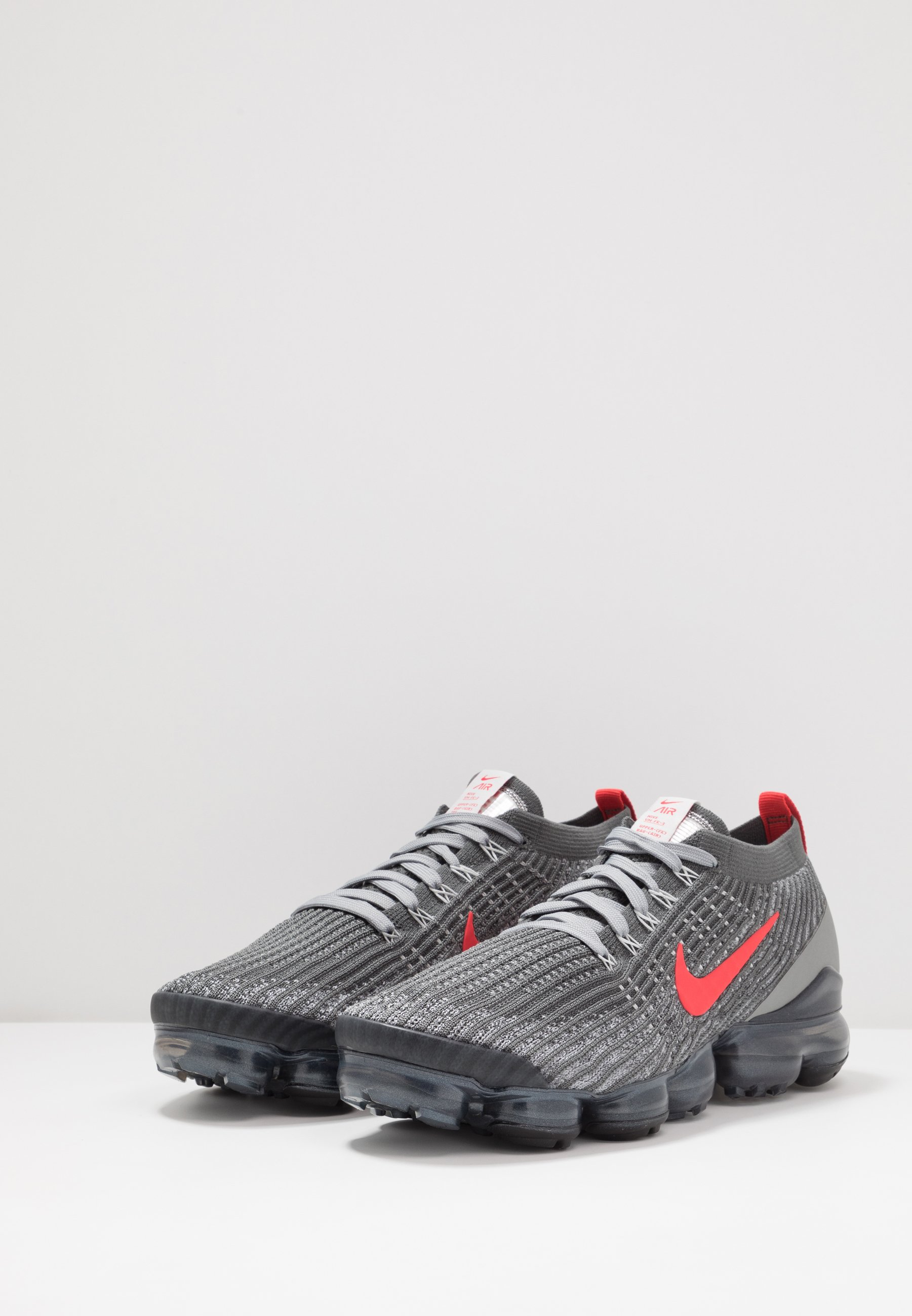 nike air vapormax flyknit 3 iron grey
