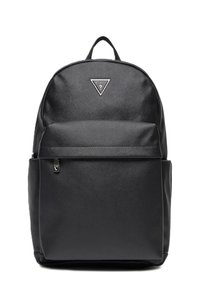 Zaino nero in materiale sintetico testurizzato, con parte superiore arrotondata, tasca frontale con zip e distintivo del logo nella parte alta frontale. Include tasche laterali.