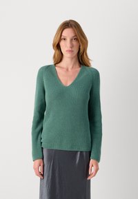 Marc O'Polo LONGSLEEVE V NECK - Pulover - smooth green