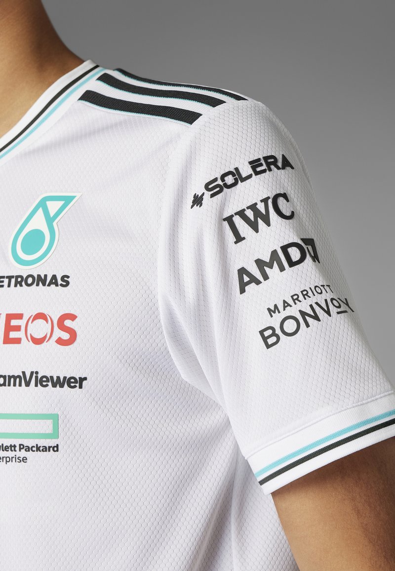 T-shirt Officiel Mercedes AMG Petronas F1 - 2023 - Équipe Et Pilote - Noir - Femme - Neuf