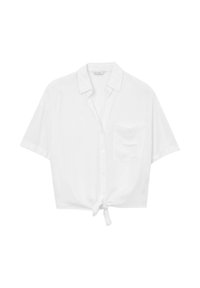 Camicia bianca a maniche corte con colletto, taschino sul petto e nodo davanti, mostrata su uno sfondo bianco semplice.