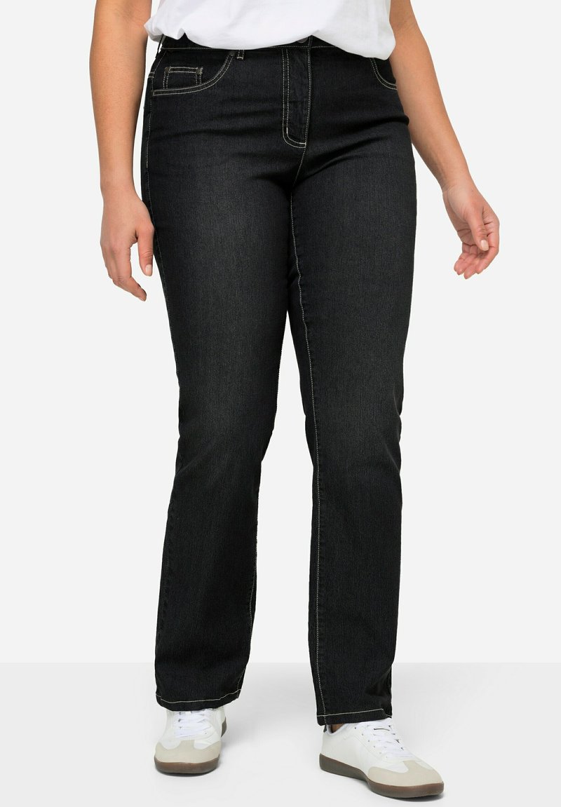 Angel of Style - PAULA STRETCHKOMFORT 5-POCKET - Jeans Bootcut - black, Vergrößern