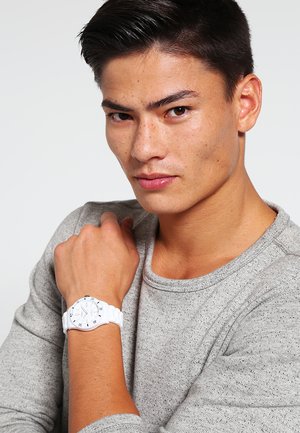 s.Oliver BIG COLOR - Horloge - weiß