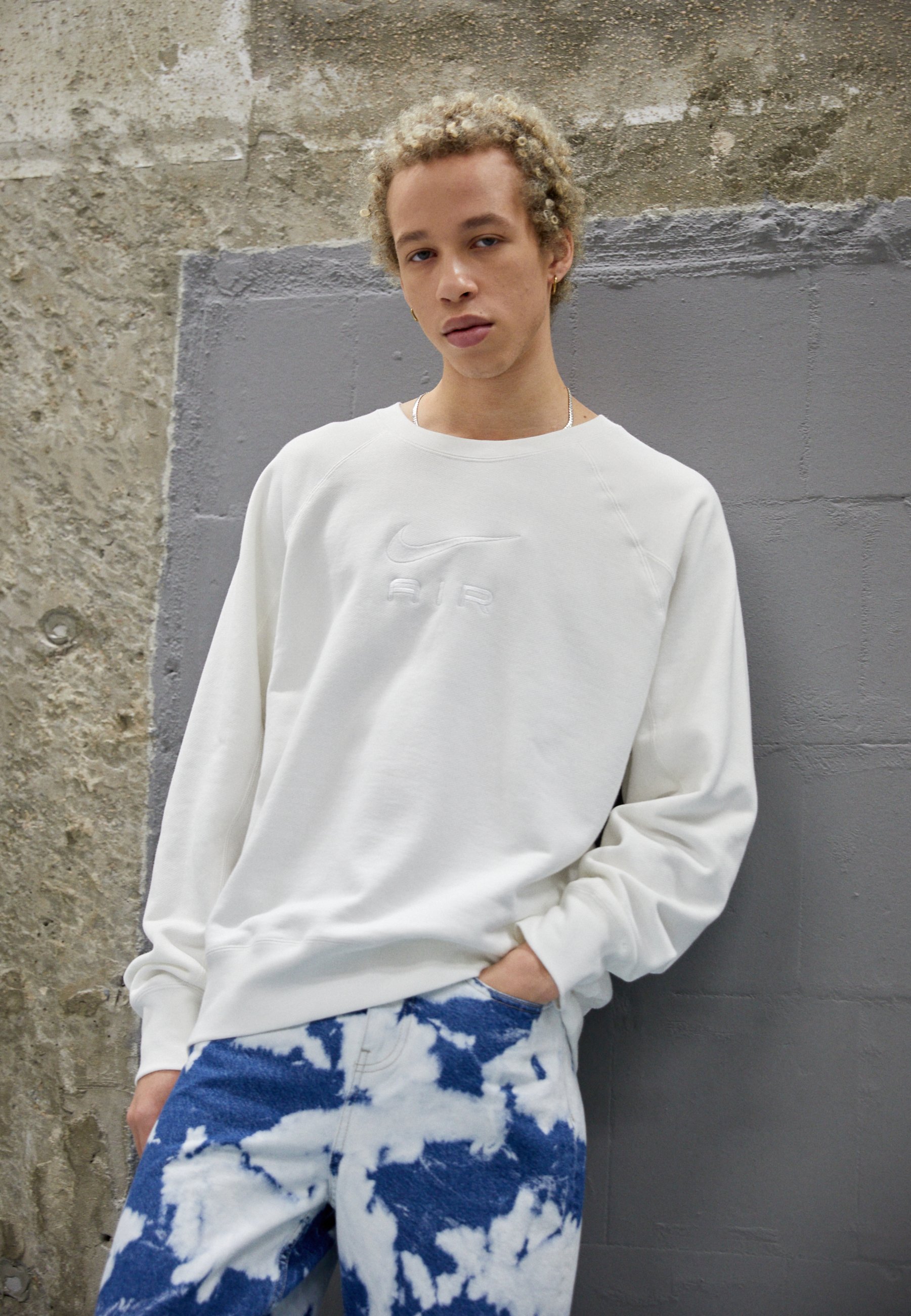 Nike Sportswear M NSW AIR FT CREW - Sweatshirt - white - Zalando.co.uk