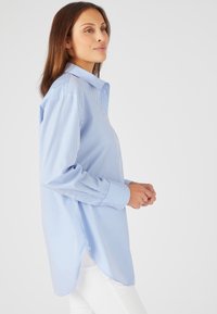 Damart RAYÉE - Camicia - bleu rayé