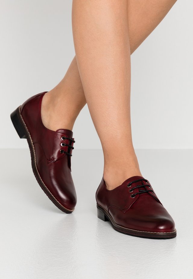 GESNERIA - Derbies - sangria