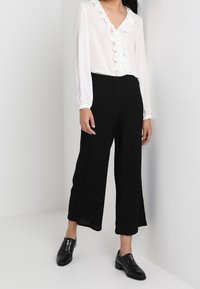 Gina Tricot Camicetta - off-white