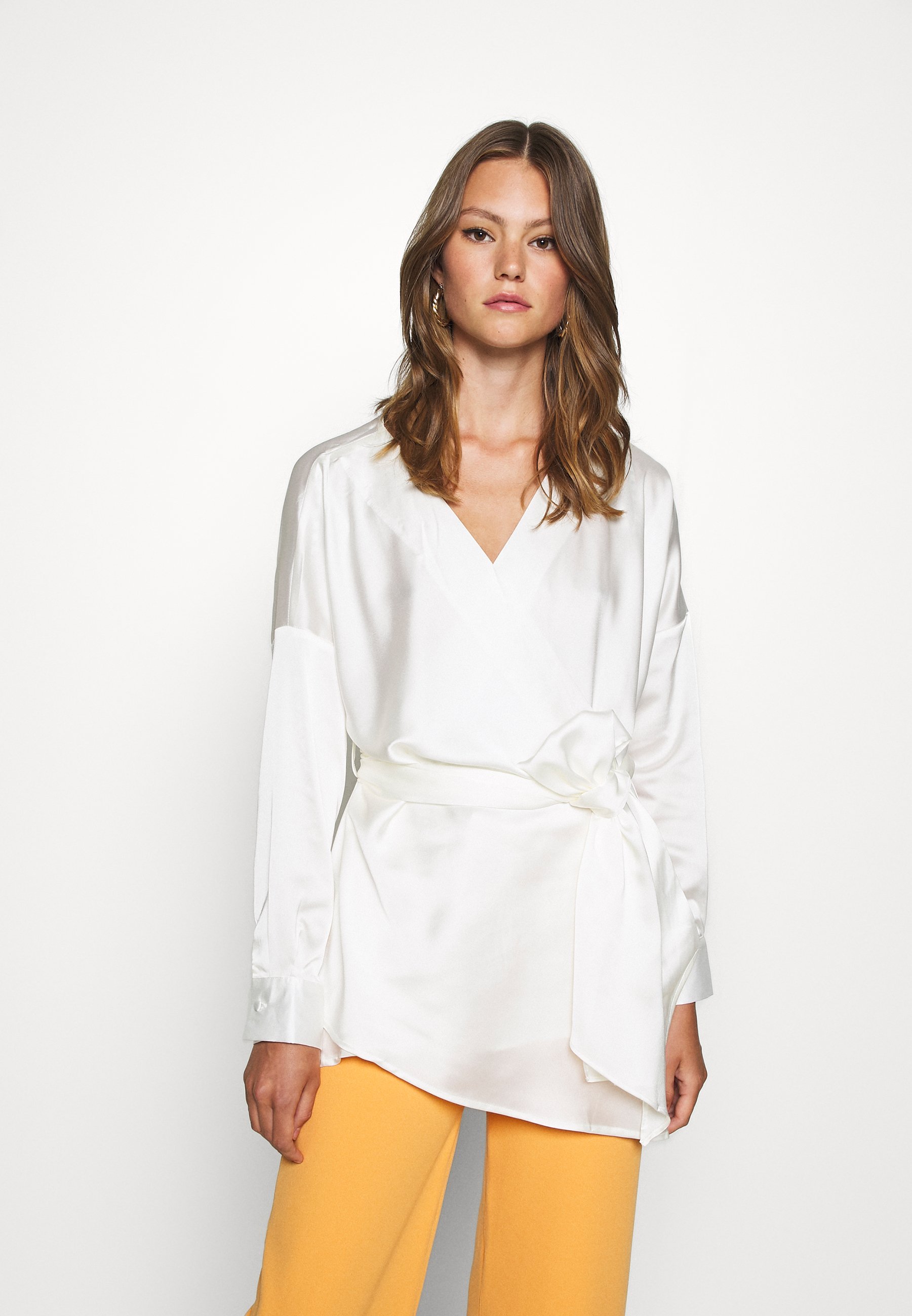 Missguided OVERSIZED PLUNGE TIE WAIST BLOUSE - Bluse - ivory/offwhite