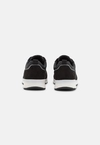 Jana Trainers - black