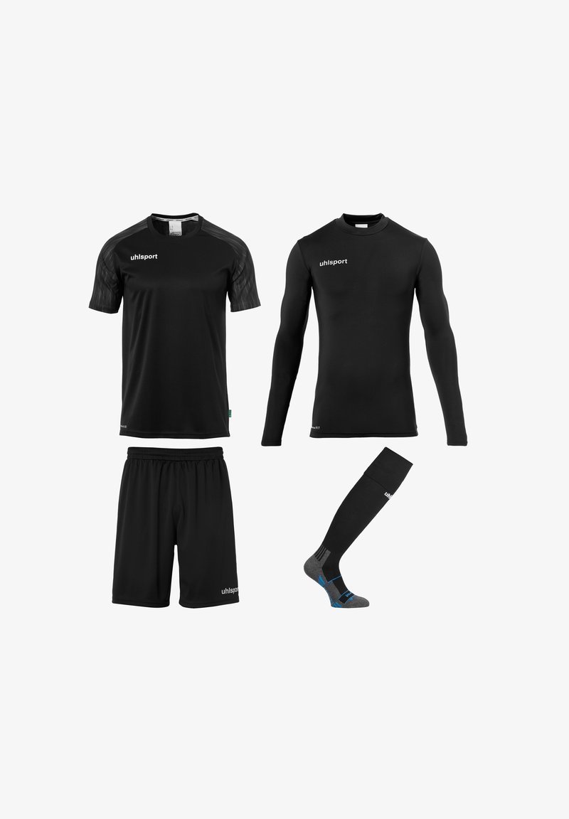 Sort sportswear sæt, der inkluderer en kortærmet skjorte, en langærmet skjorte, shorts og knæhøje sokker. Har logo detaljer og strukturerede ærmer.