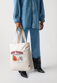 New Era - FRUIT TOTE NEYYAN  - Geantă de pânză - light beige Imagine miniatură 1