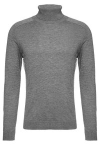 Grå långärmad turtleneck-sweater för män med ribbad krage, mudd och nederkant, uppställd mot en vit bakgrund.