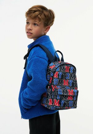 Tommy Hilfiger, TOMMY HILFIGER KIDS' LOGO PRINT DOME BACKPACK UNISEX - Skoletasker - dark blue aop
